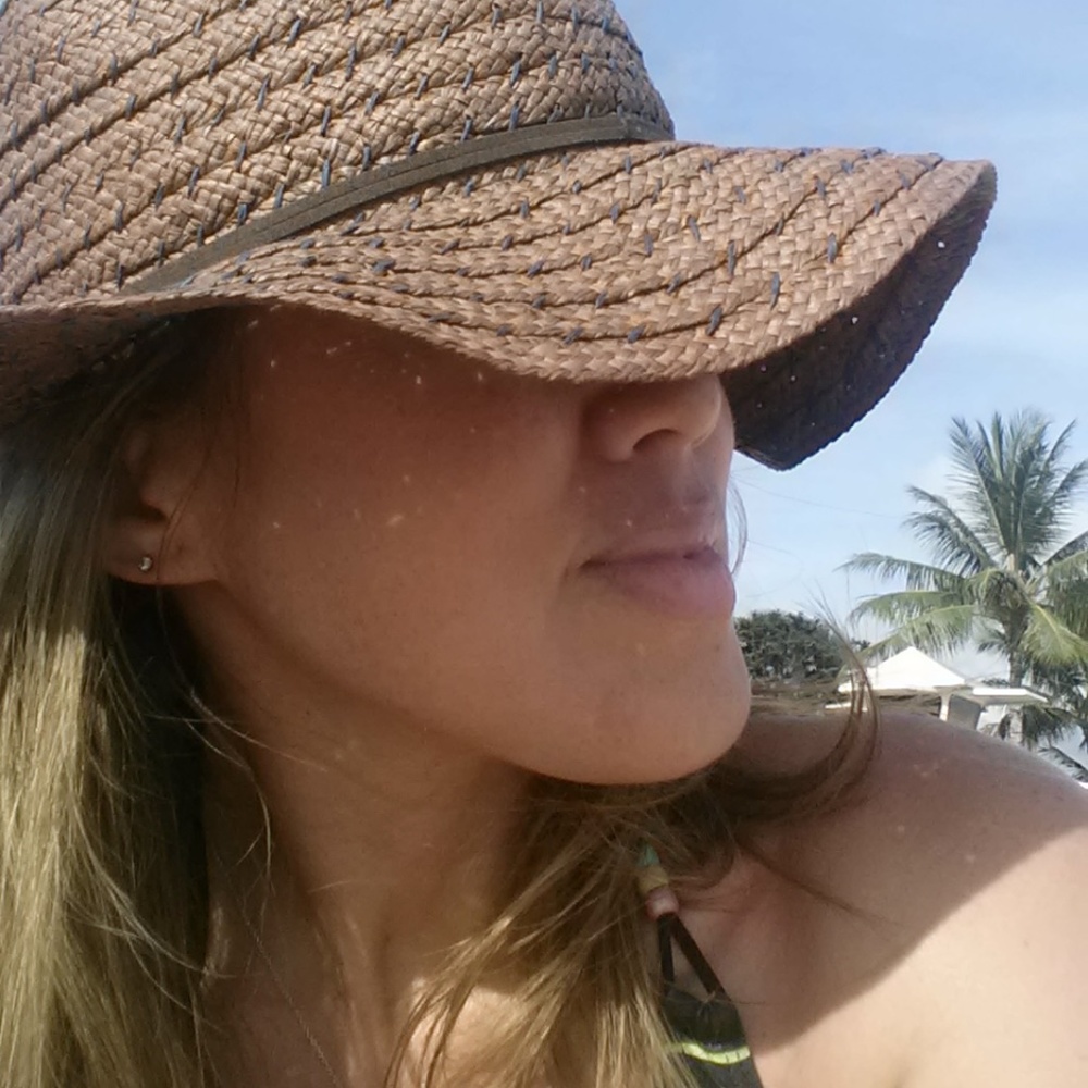 Meet your Posher, Nicole